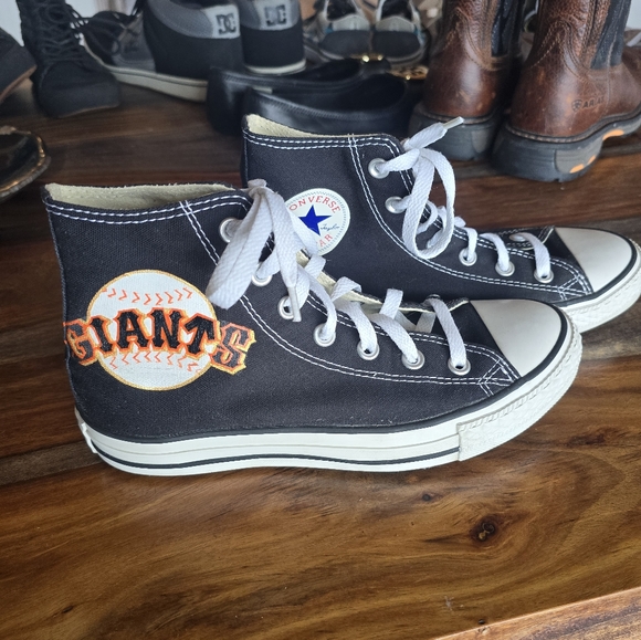 San Francisco Giants black Converse All Star high tops Custom chucks SF baseball - Picture 1 of 9